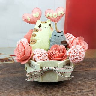 DIT Kit Felt Cats Mother and baby Music Box Decoration